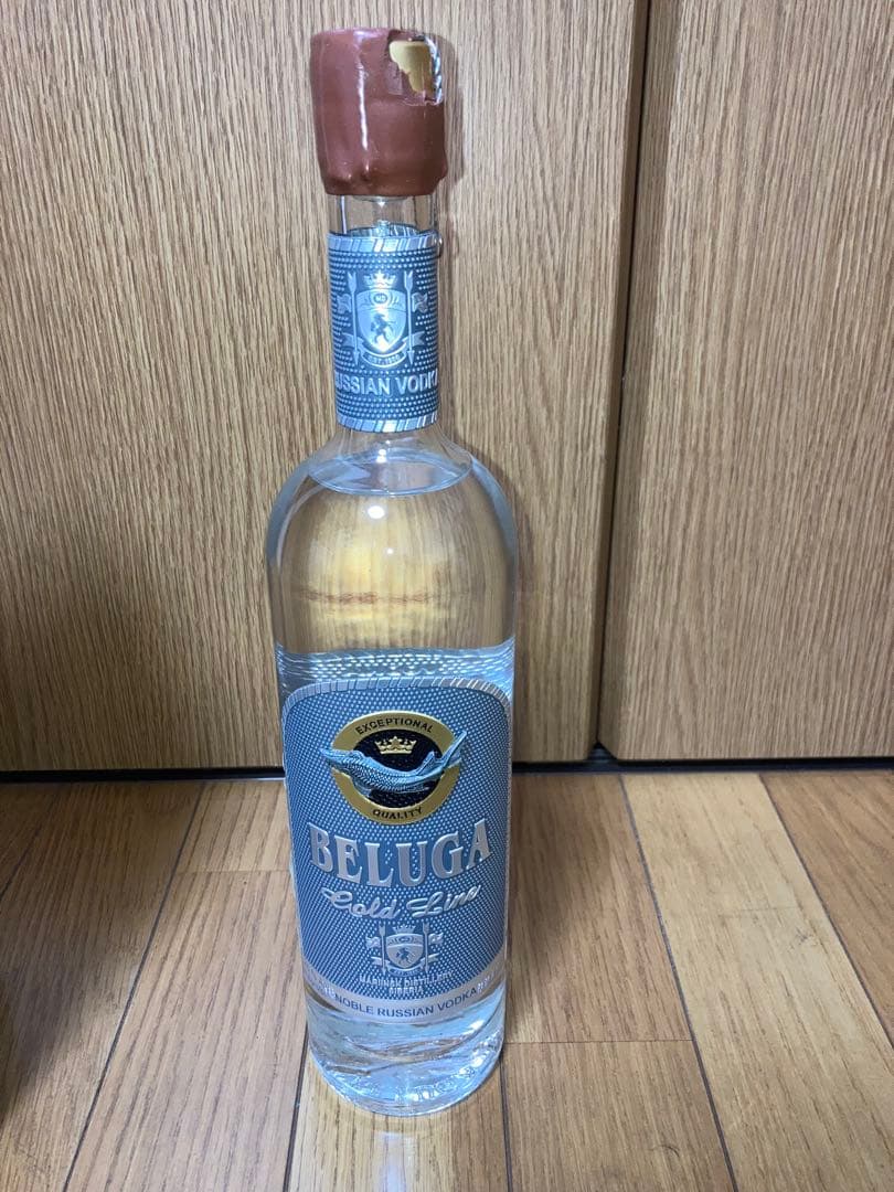 【限定】BELUGA Gold Line ウォッカ　シェイカー 付　ギフトBOX
