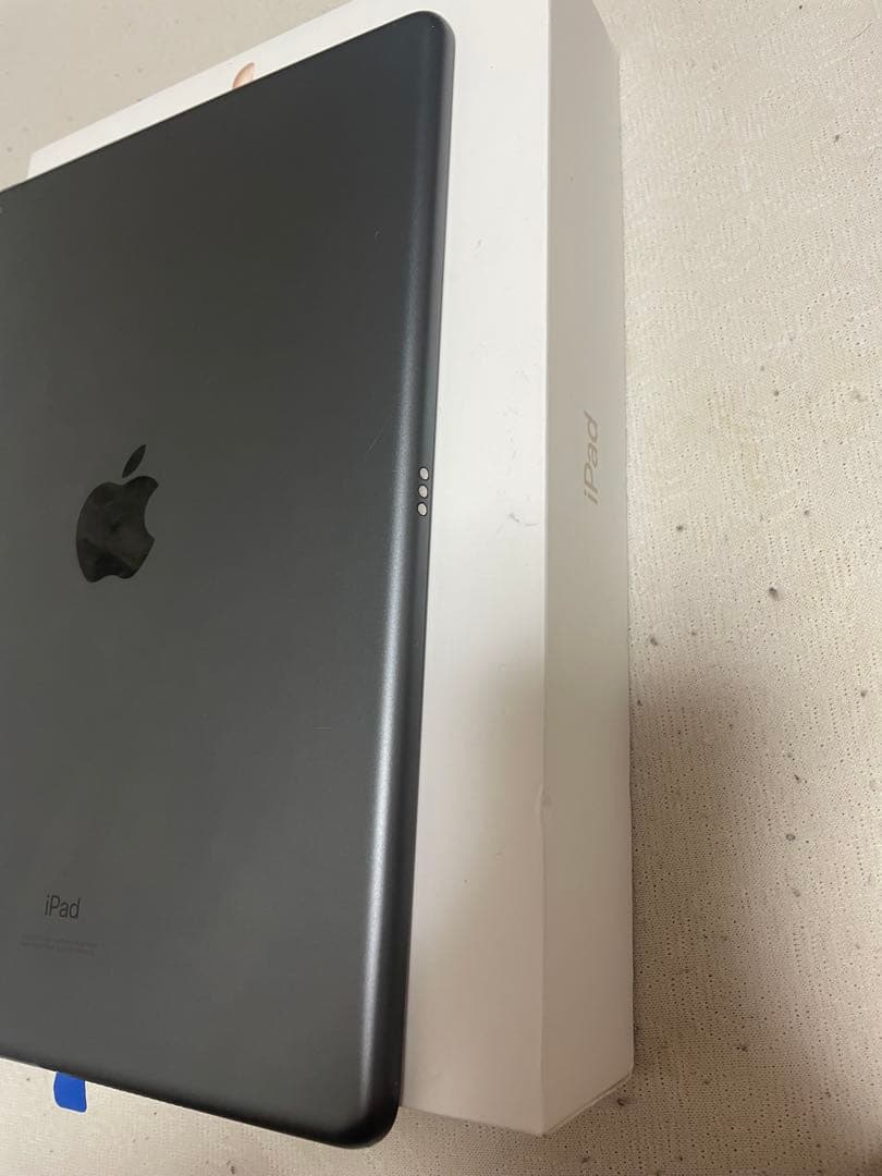 Apple iPad (第7世代) 128GB 本体