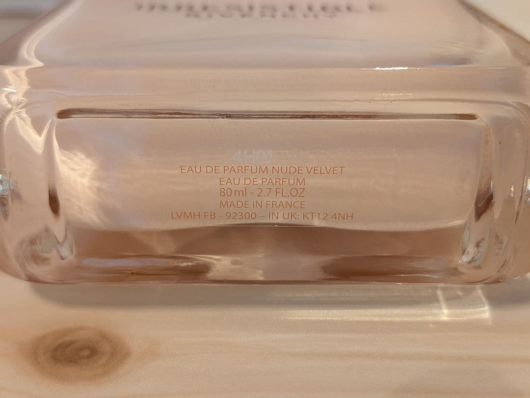 Givenchy IRRESISTIBLE ヌード ベルベット80ml