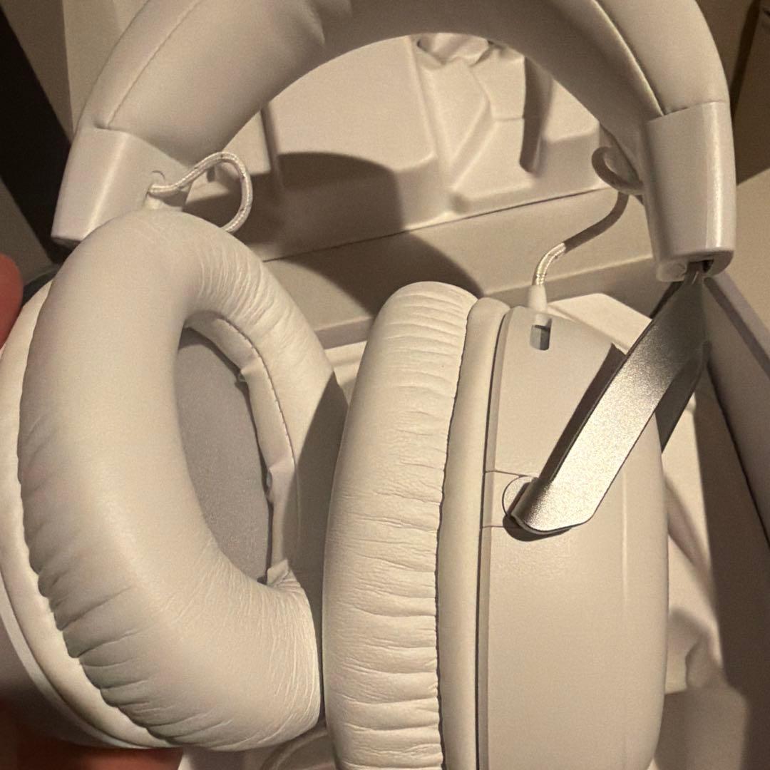HyperX III cloud ゲーミングヘッドセット ホワイト