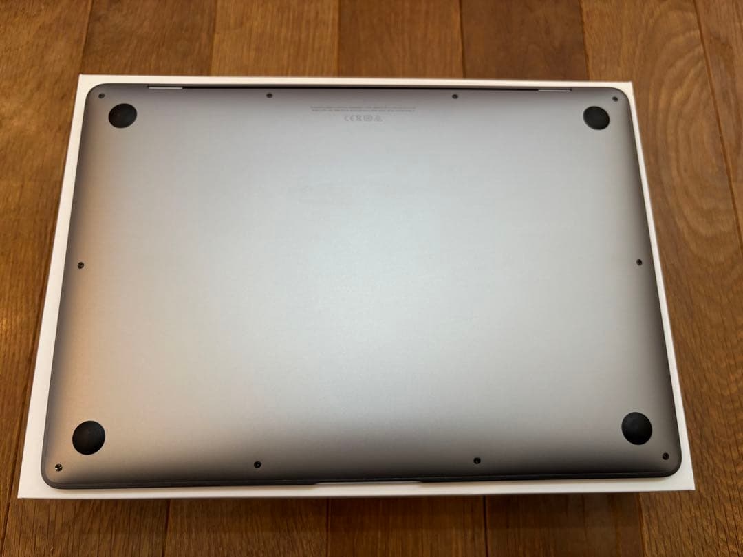 Apple MacBook Air A2337 シルバー