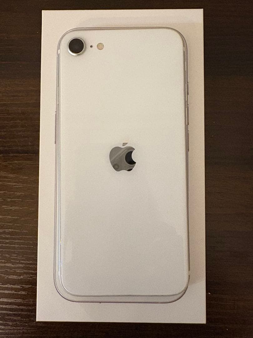 iPhoneSE 第二世代　ホワイト 64GB