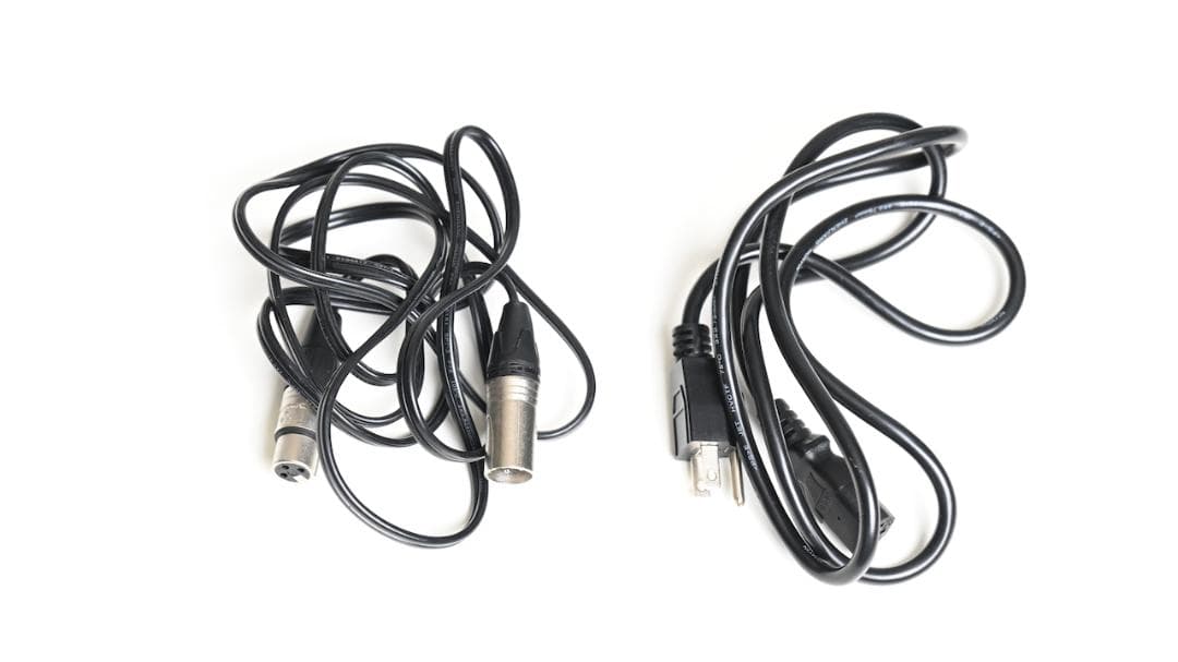 SWIT PB-H290S Vマウントバッテリー・ 充電・パワーアダプターキット