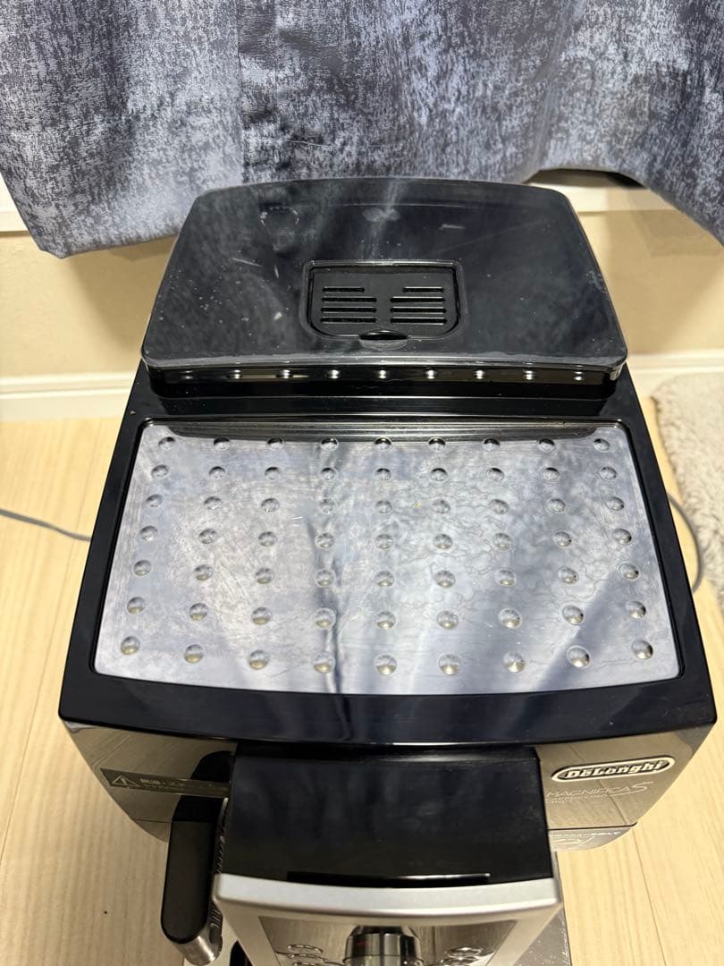 【中古】デロンギ 全自動エスプレッソマシン マグニフィカS ECAM23260