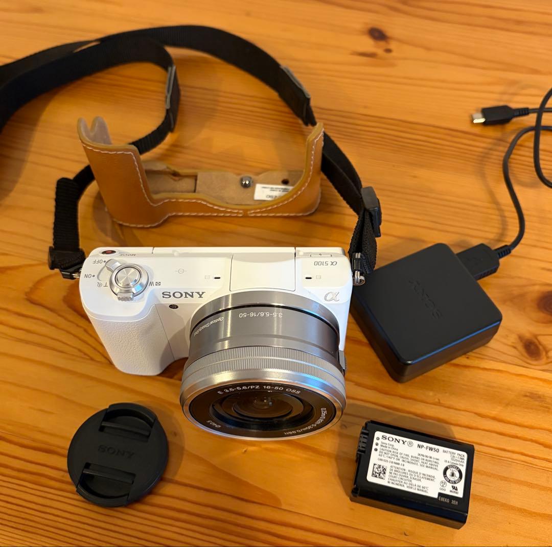 【テレビ様】SONY α5100 ミラーレスカメラ ホワイト