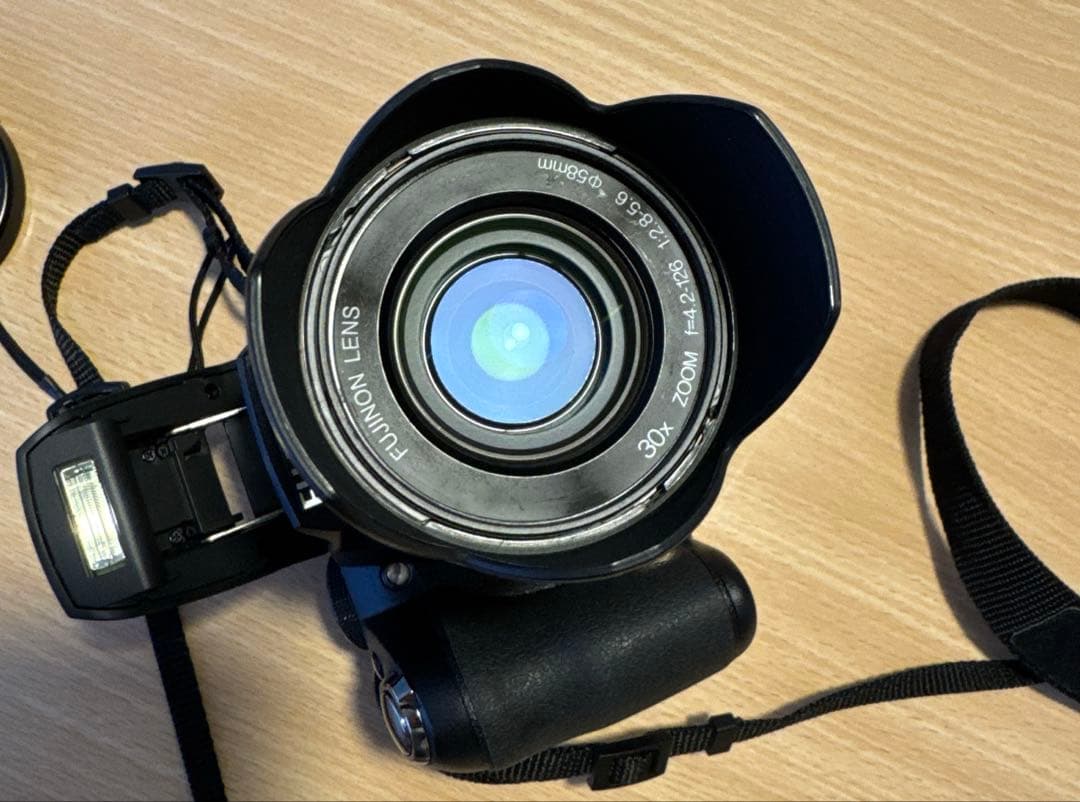 FUJIFILM FINEPIX HS10 光学30倍ズーム 動作確認済