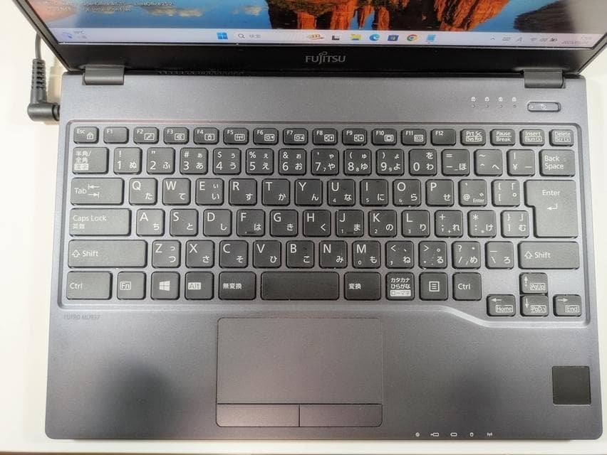 【激安】小型ノートパソコン✨SSD128GB✨win11✨オフィス✨️カメラ
