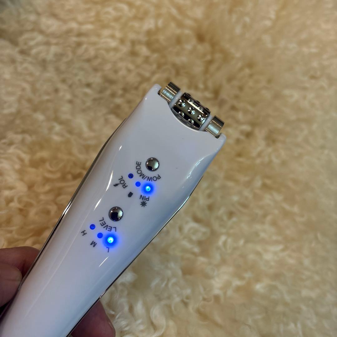 certa ケルタ　セルフマッサージ 美顔器 EMS 肩クビコリ　ボディケア