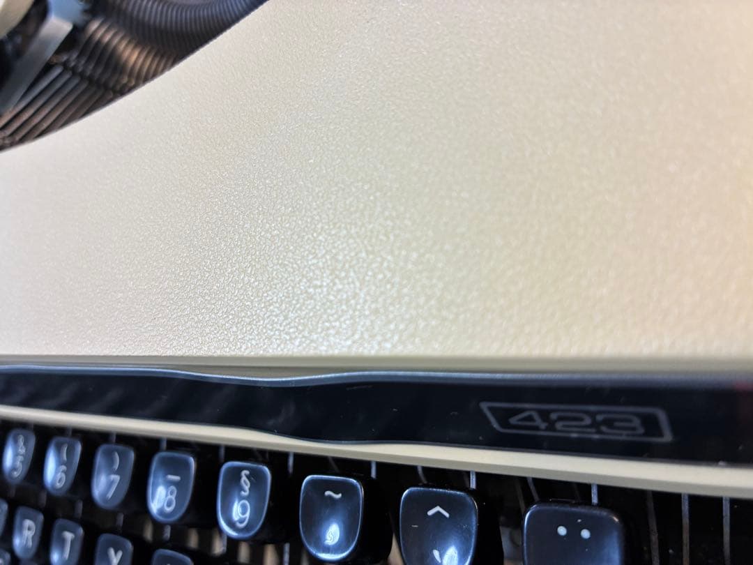 【完動品・印字可能・取説付】ブラザー「WIDE-7」423 タイプライター