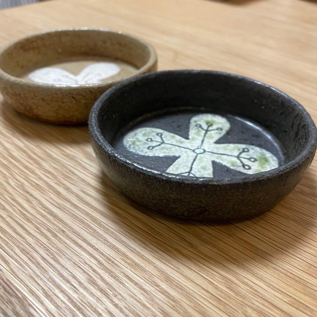 【北川タケシ】小丸皿　作家のうつわ　美品　花絵柄　2枚セット