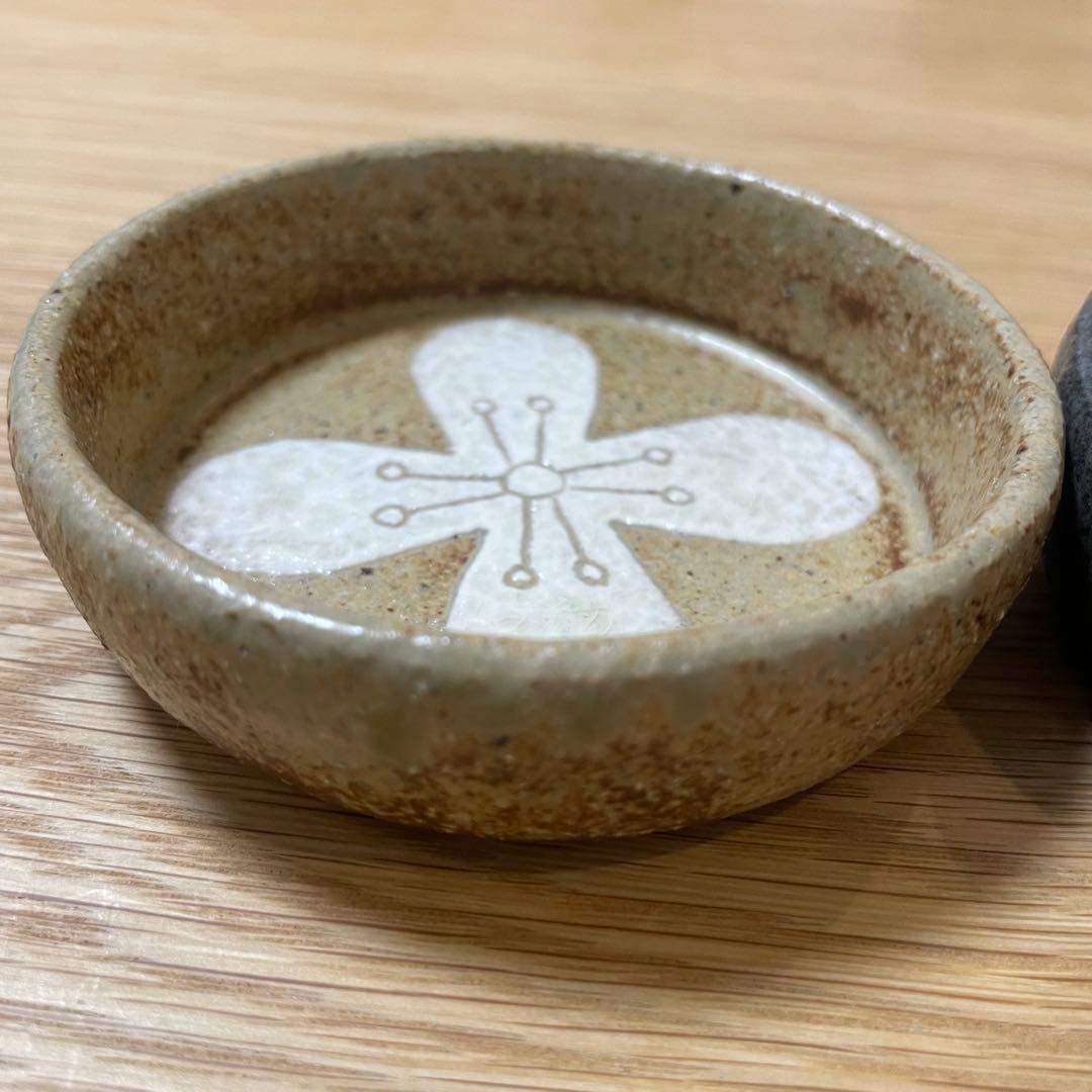 【北川タケシ】小丸皿　作家のうつわ　美品　花絵柄　2枚セット