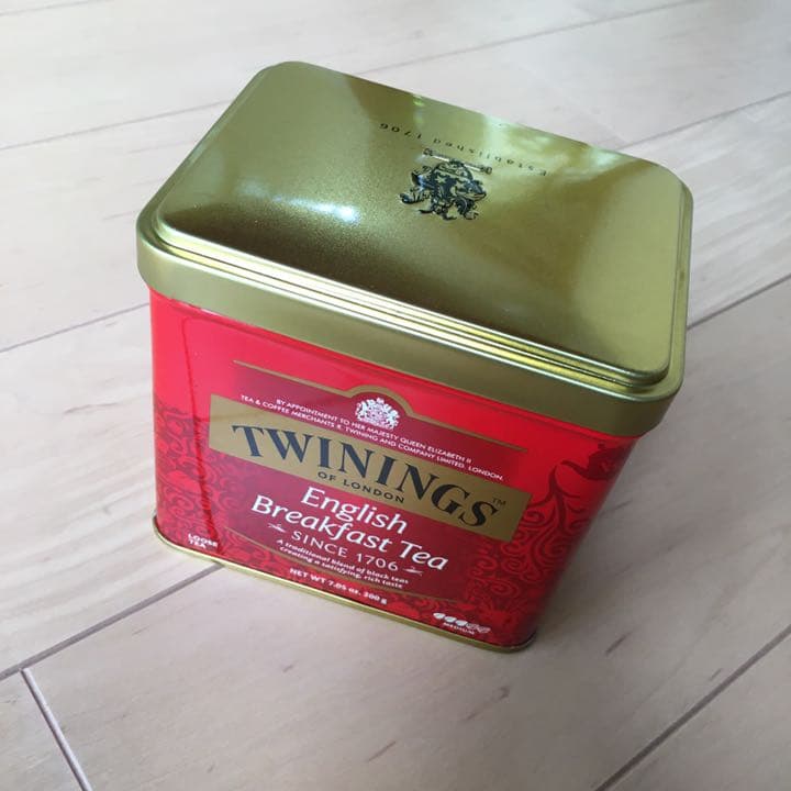 \"ありがとう！感謝\" 紅茶2缶チャイ1袋セット。