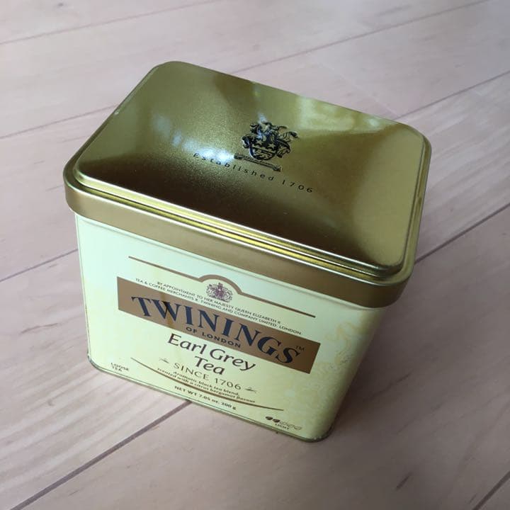 \"ありがとう！感謝\" 紅茶2缶チャイ1袋セット。