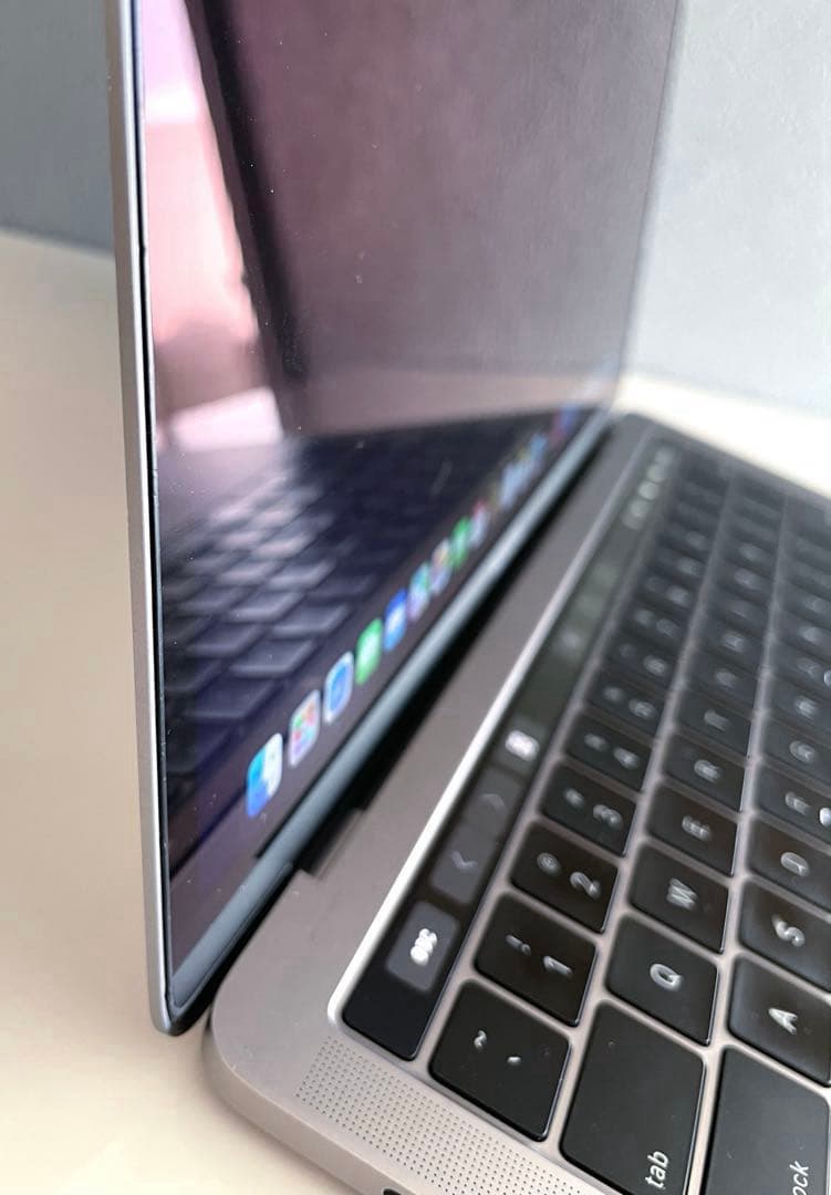Apple MacBook Pro 13インチ 2018 i5/16GB/512