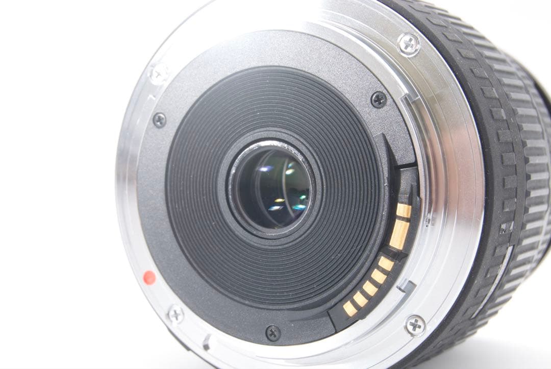 Canon EOS Kiss X7 レンズキット　カメラケース付　一眼レフカメラ