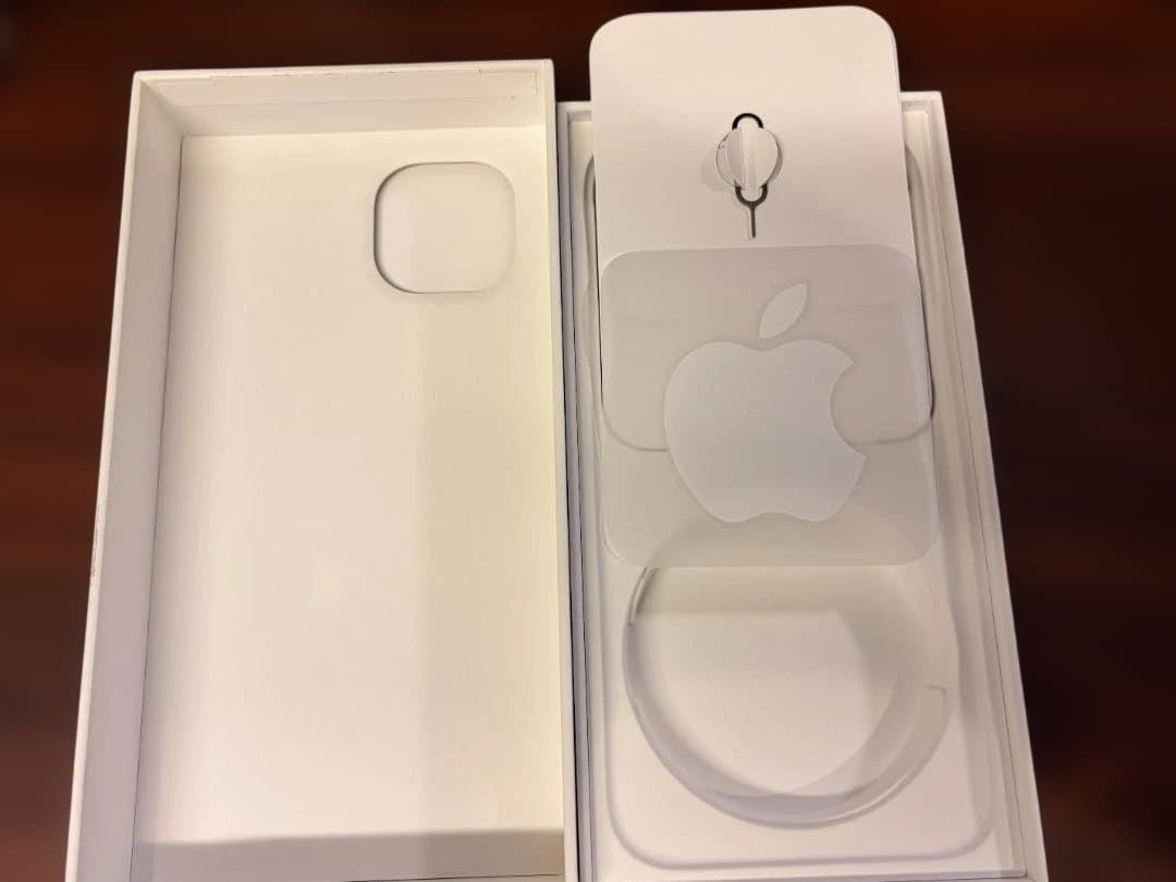 【箱付】iPhone 15Plus 本体（Apple）