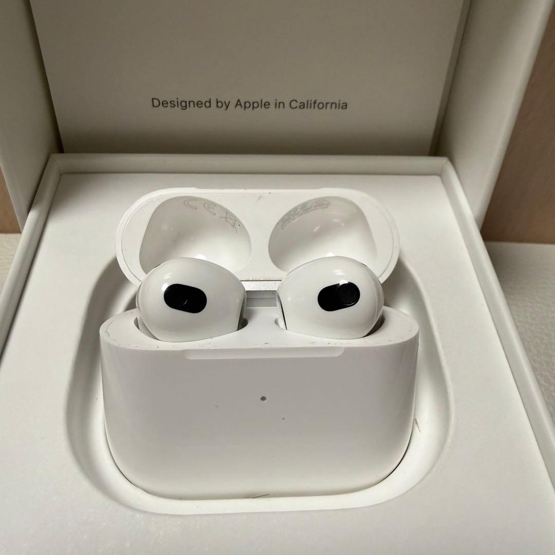 Apple アップル 純正 AirPods(第3世代)