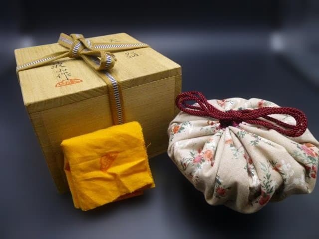 みつるつる近代陶芸の巨匠　板谷波山　天目茶碗／共箱・共布／覆輪／仕覆