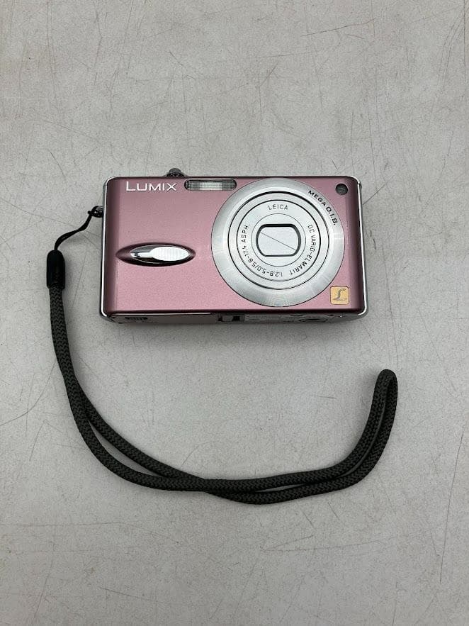 美品　Panasonic DMC-FX8 デジタルカメラ　ピンク