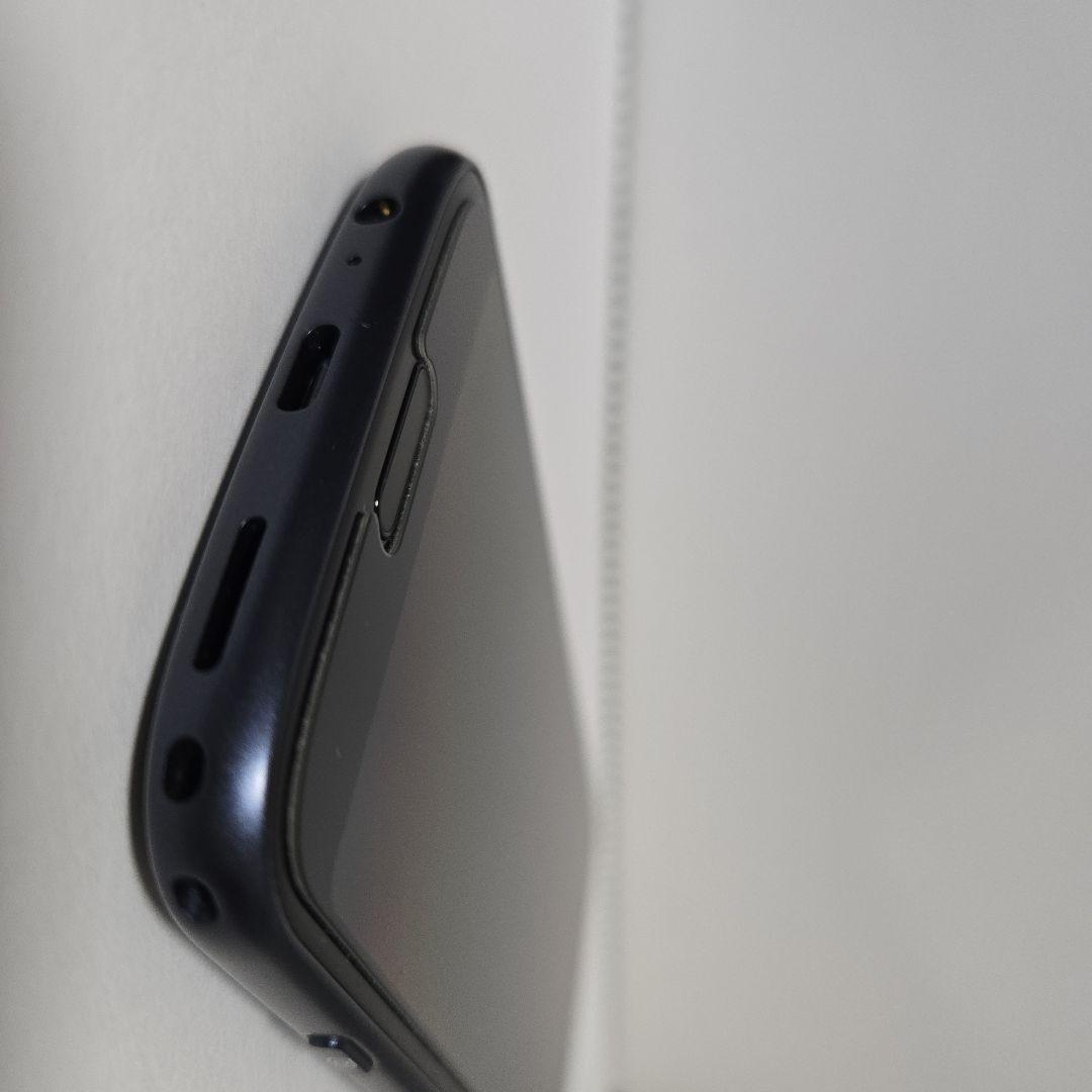 NTT docomo らくらくスマートフォン F-53E ネイビー