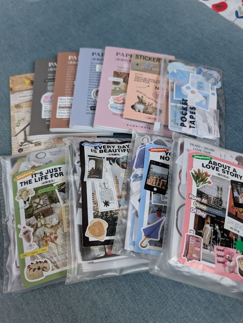 コラージュ素材大量まとめ売り♡海外素材、紙もの、シール、折り紙など多数♡