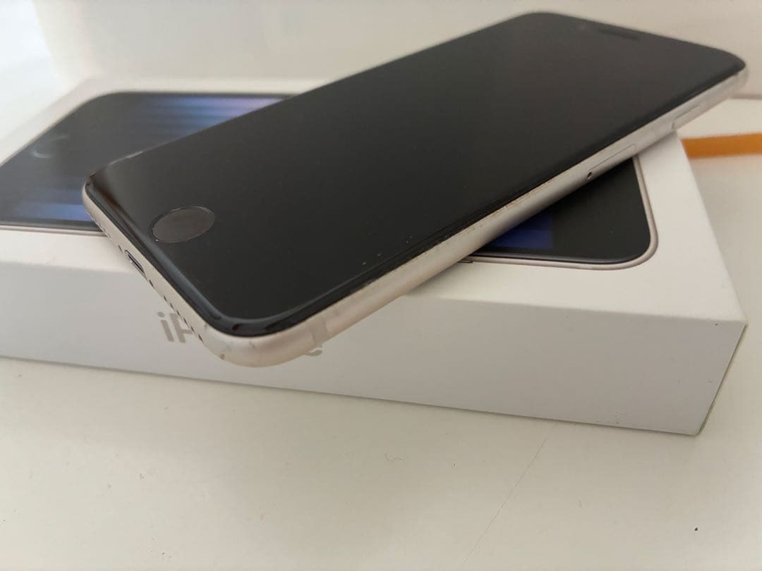 iPhone SE(第3世代) SIMフリー