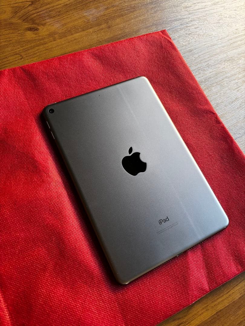 iPad mini5 Wi-Fi 256GB+ 折りたたみ式カバー＋ペンシル