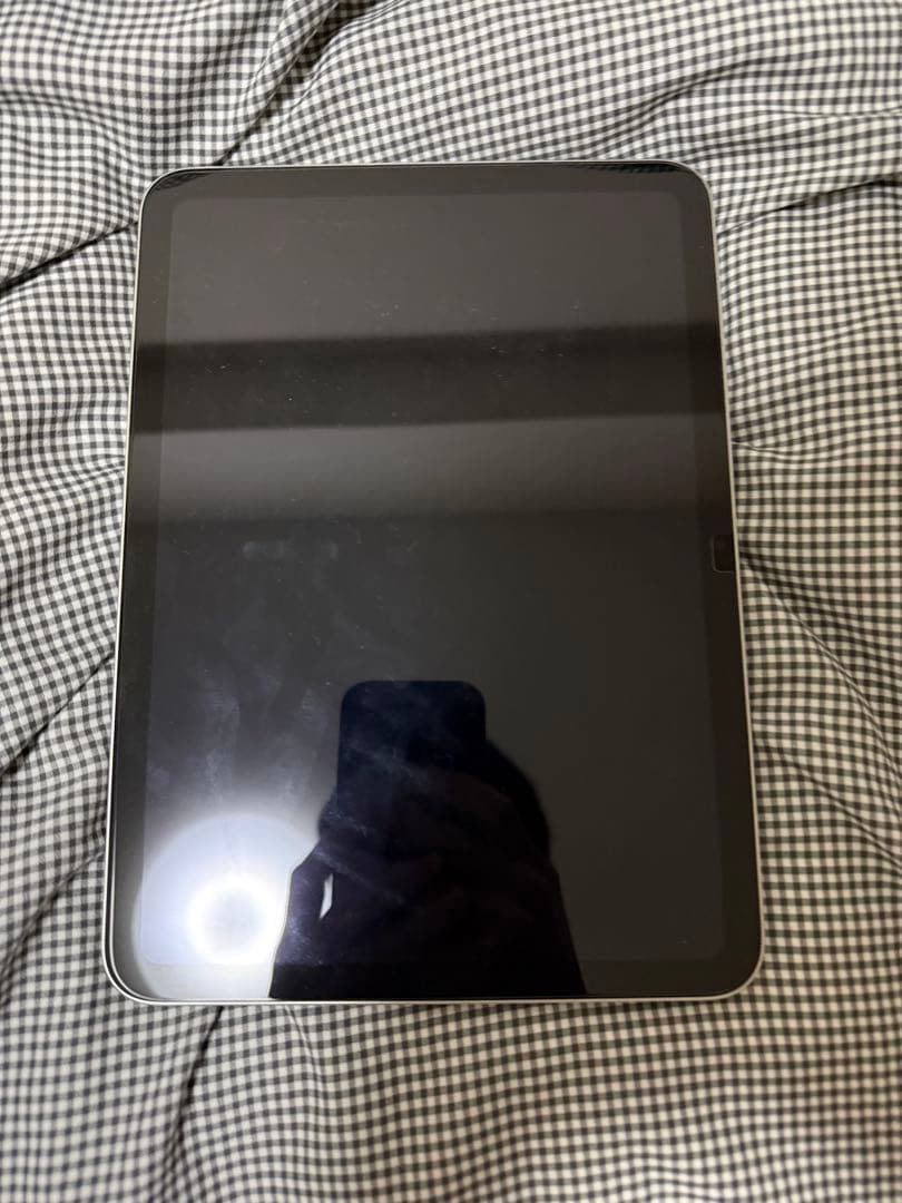 iPad第10世代　WiFiモデル　64GB シルバー