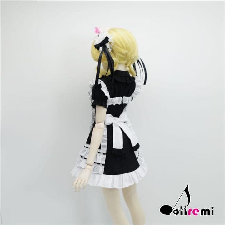 DD メイド風ワンピース