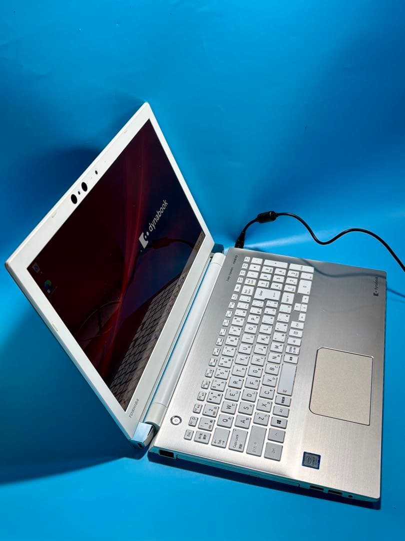 東芝 dynabook T75/GG i7 8550U SSD 2TB 32GB