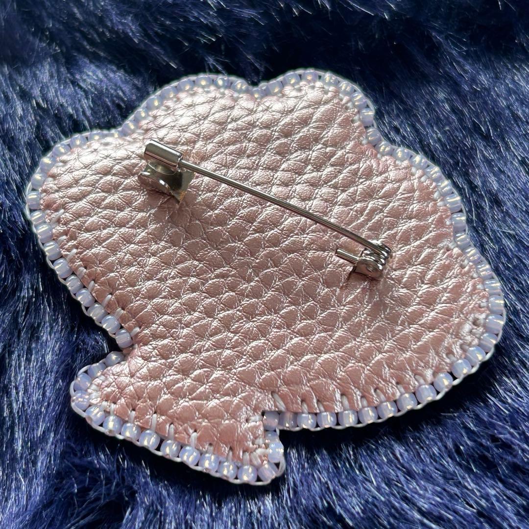 ★ハンドメイド ビーズ刺繍ブローチ ★ピモ様オーダー品★