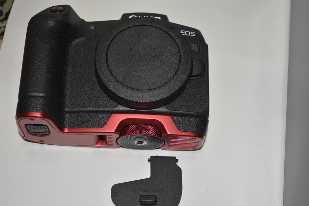 Canon EOS Rp ミラーレスカメラ レンズ込み