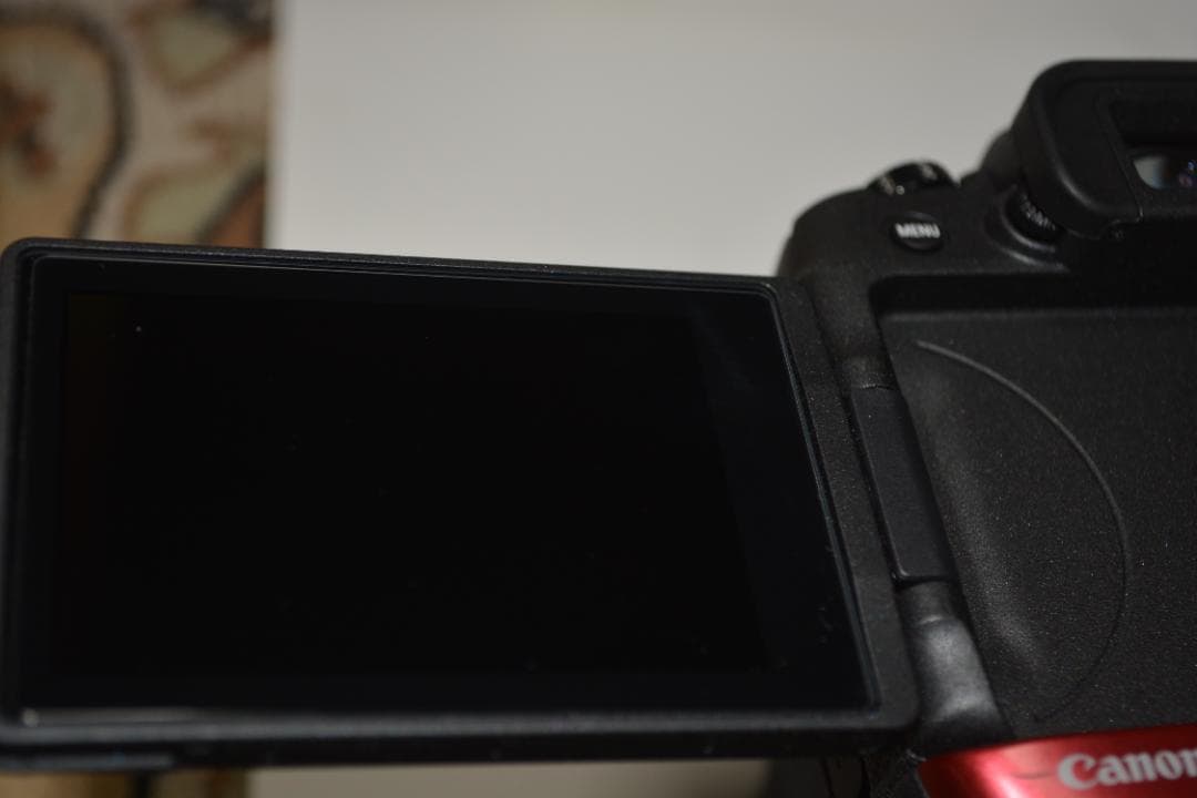 Canon EOS Rp ミラーレスカメラ レンズ込み