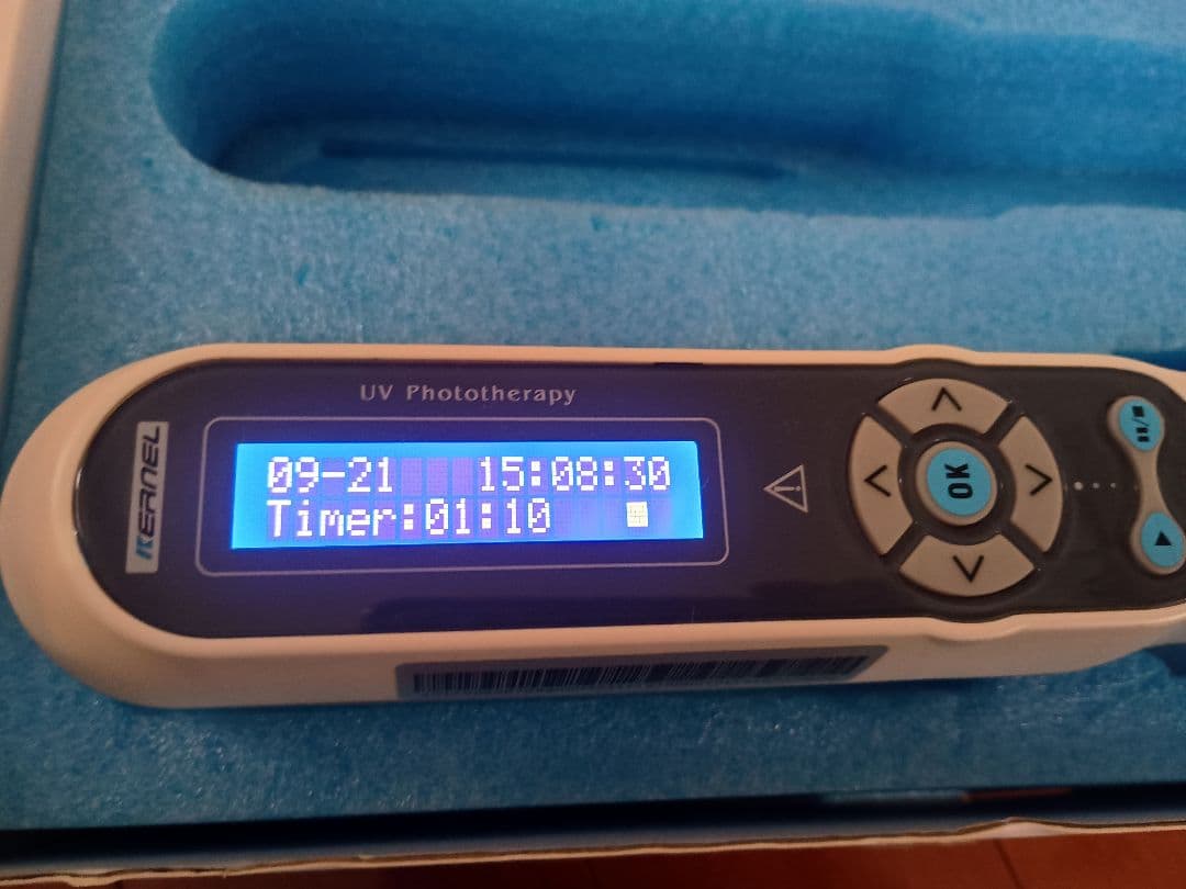 フィリップス製　ナローバンドUVB 家庭用治療器
