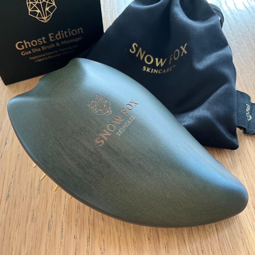  FOX SKINCARE Ghost Edition ヘアブラシ