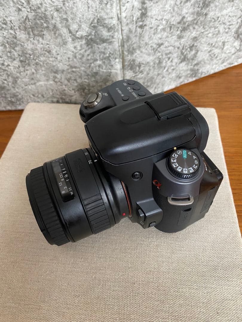 SONY α550デジタル一眼レフ・フルセット レンズ２本、バッテリー、充電器付