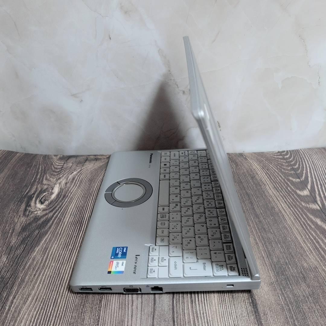 軽量＆高性能！ Let's note SV1 第11世代Core i5 16GB