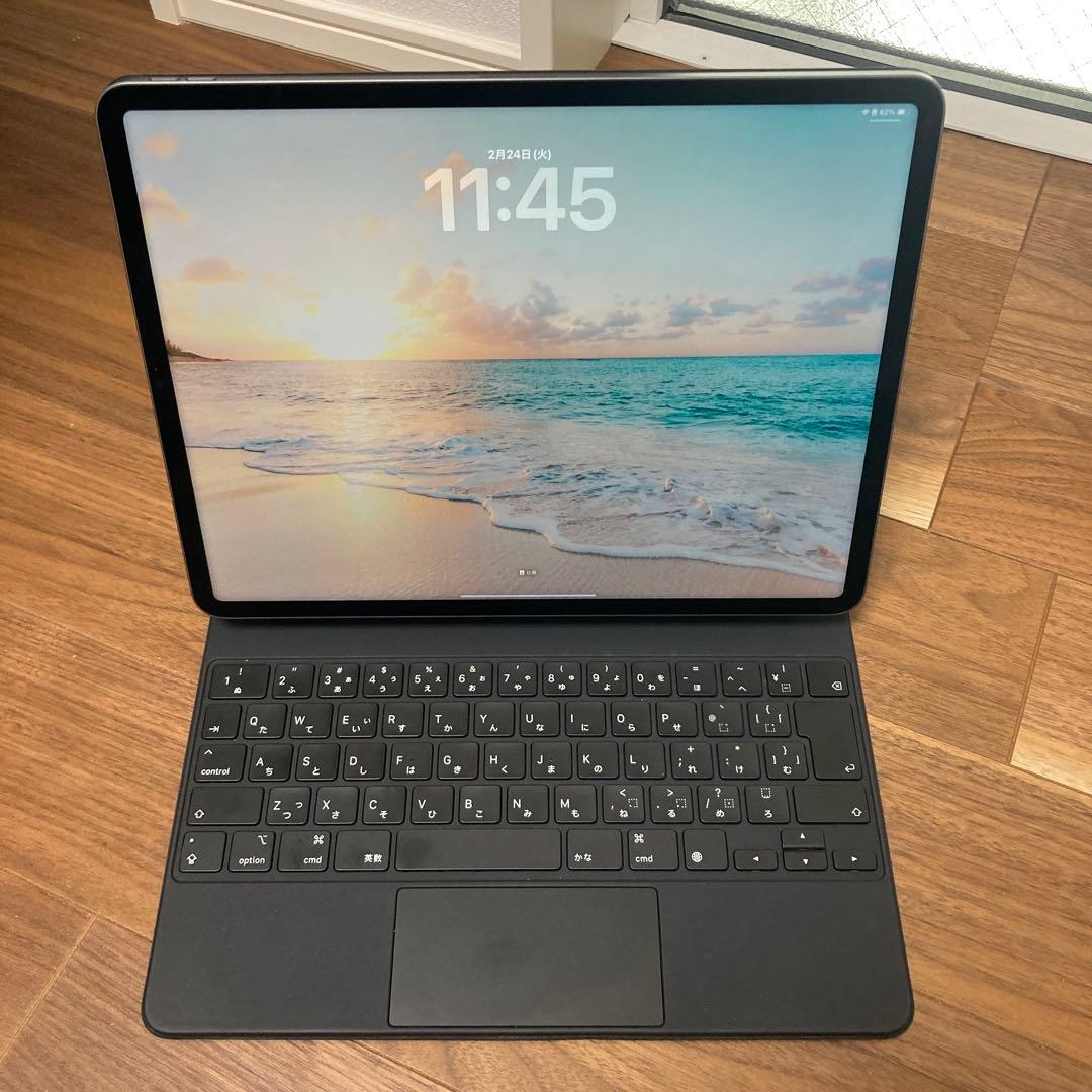 iPad Pro 12.9 wifiモデル スペースグレー 本体とキーボード