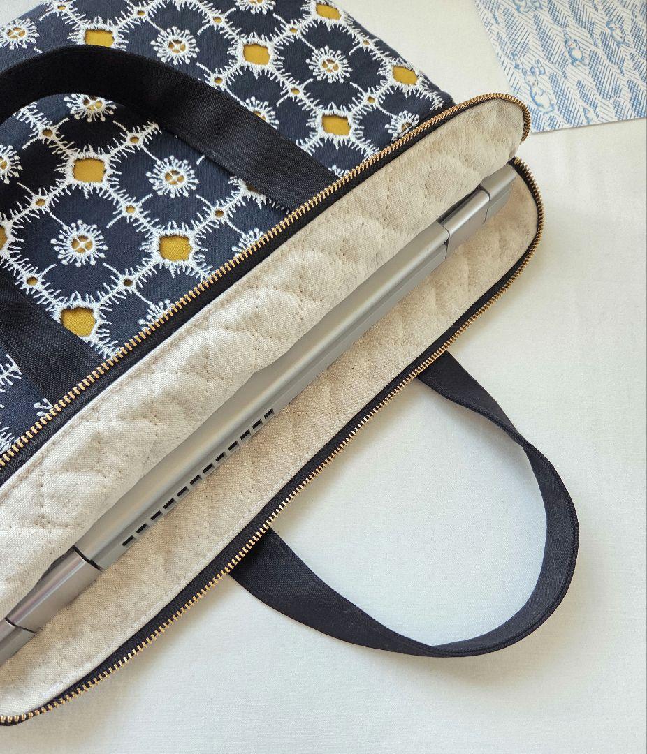 アネモネ　ネイビー■ミナペルホネン　PC bag パソコンケース