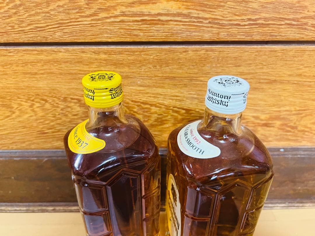 サントリーウイスキー 角瓶　白角瓶　終売品　2本新品未開封品　山崎蒸溜所パンフレ