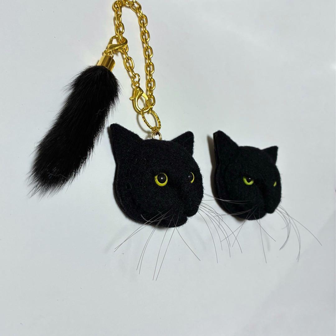 パタパタちゃん様 黒猫バッグチャームとブローチ