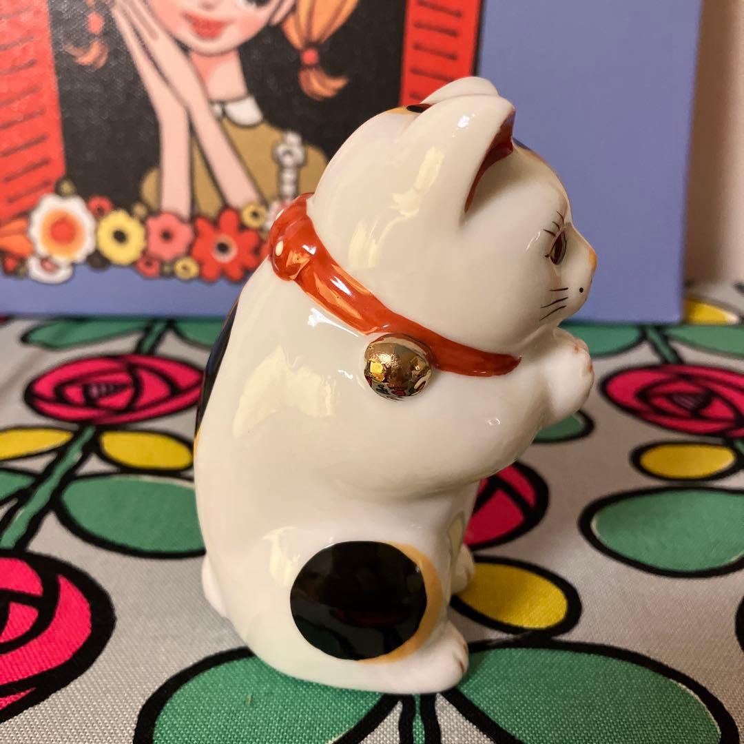 ☆招き猫　置物☆