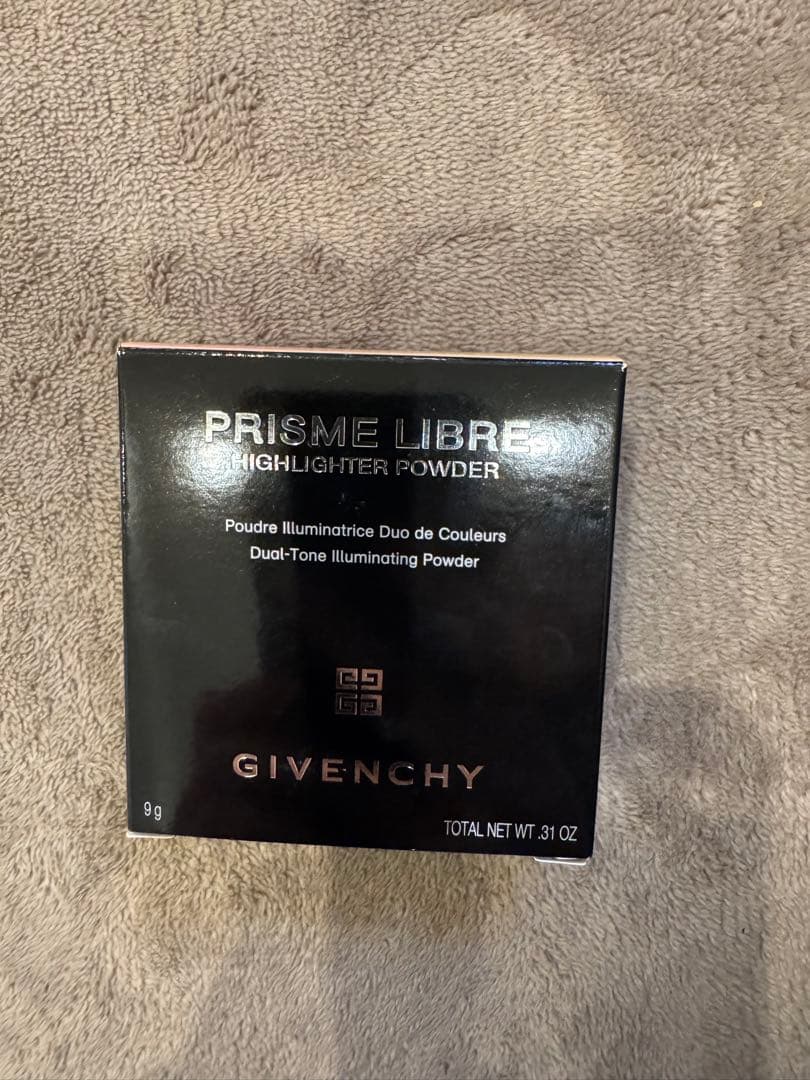 Givenchy プリズム・リーブル・デュアルトーン・ハイライター 002