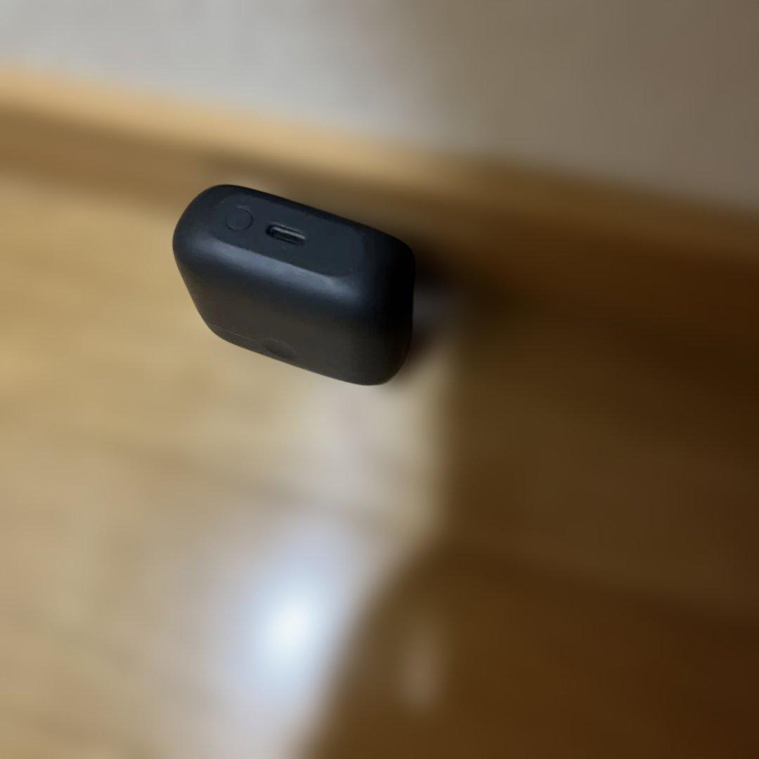 ワイヤレスイヤホン ブラック 充電ケース付き