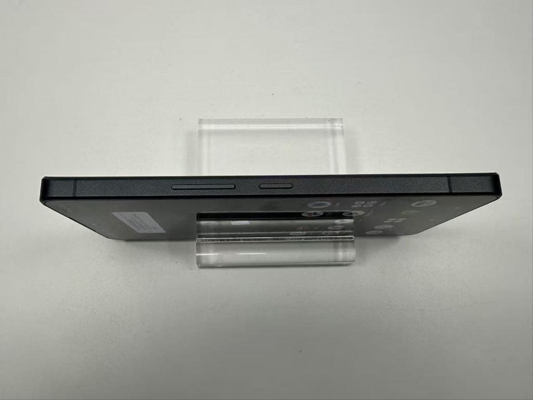 極美品 Aquos R8 pro docomo 256gb simフリー