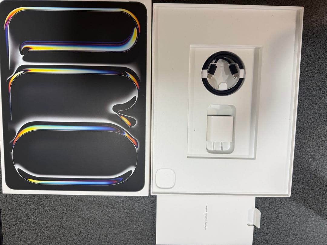 iPad ProM4 13インチ 256GB (スペースグレー) 本体
