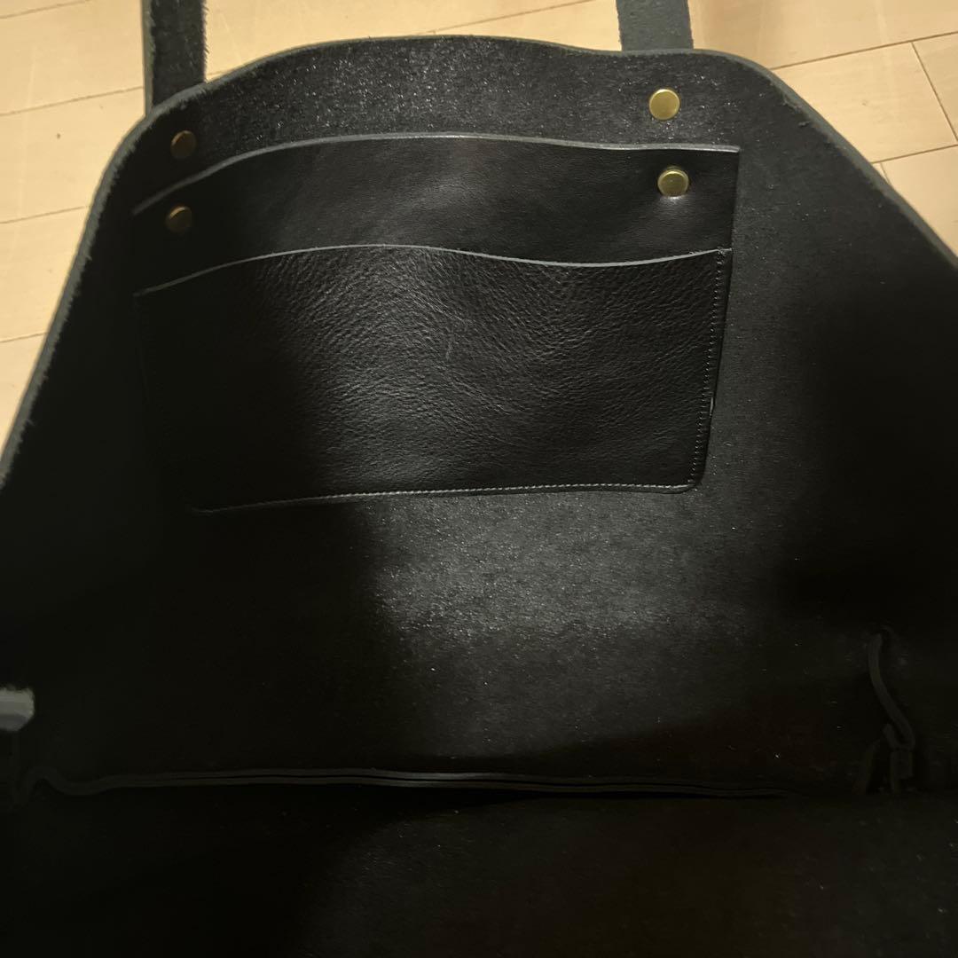 【美品】大きめレザー トートバッグ　姫路＆栃木レザー　大きめ 本革 牛革　黒