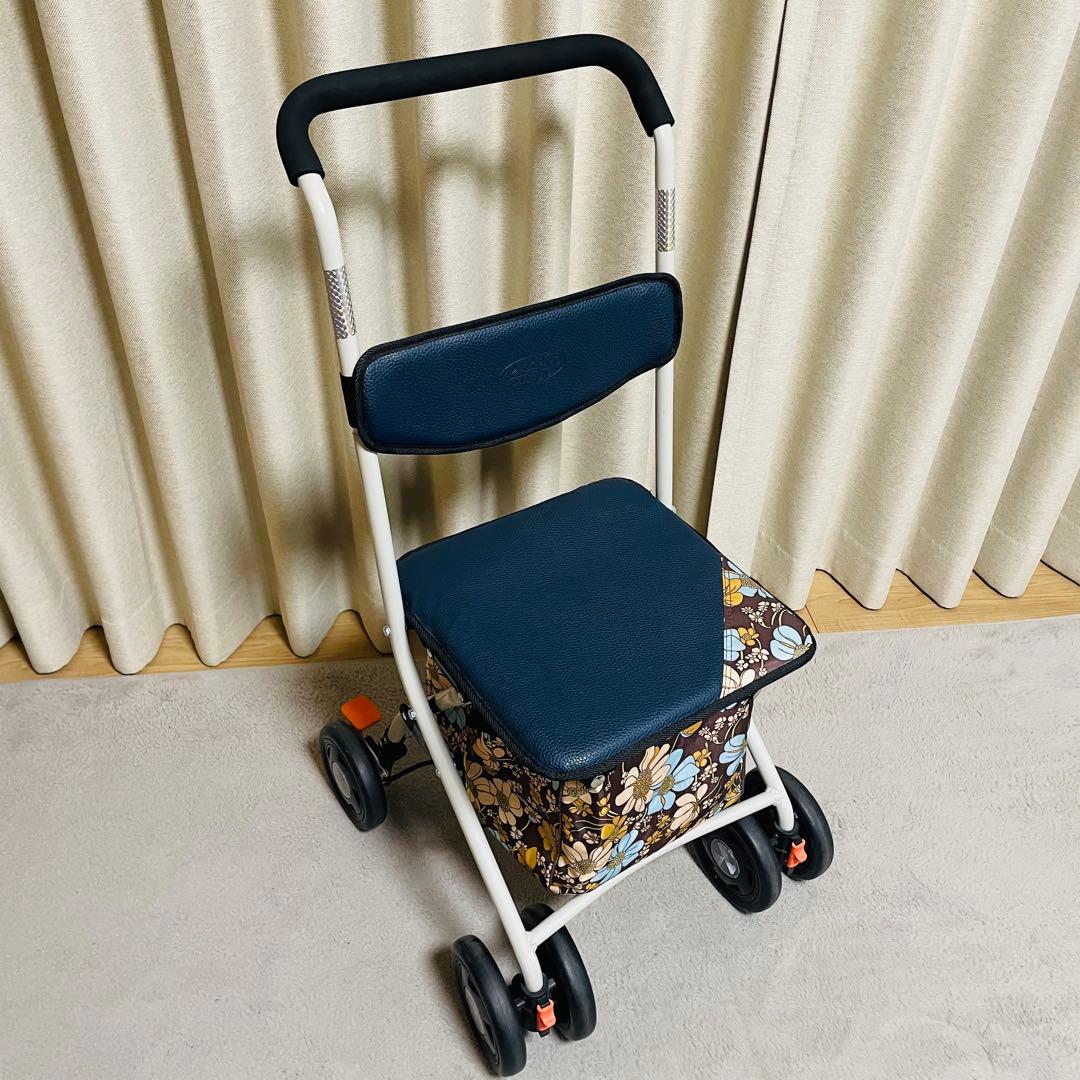 ✨美品✨LightCrutch シルバーカー 歩行車 折りたたみ 花柄 座面付き