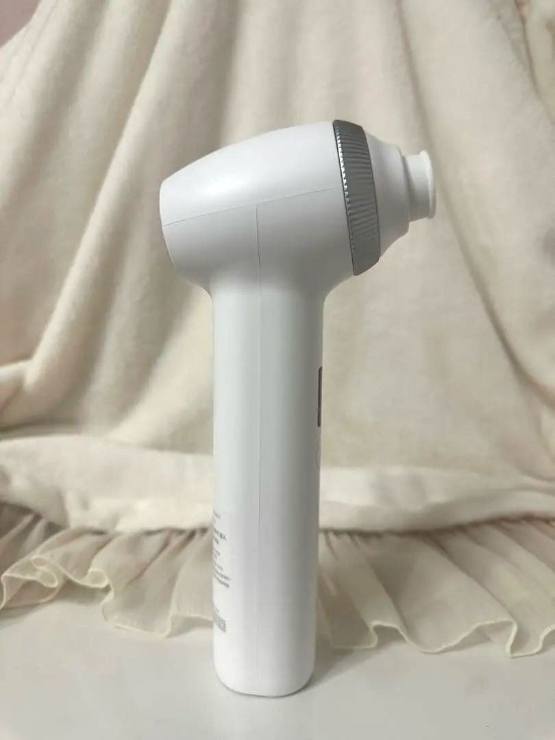 medicube AGE-Rウルトラチューン40.68 / 美顔器
