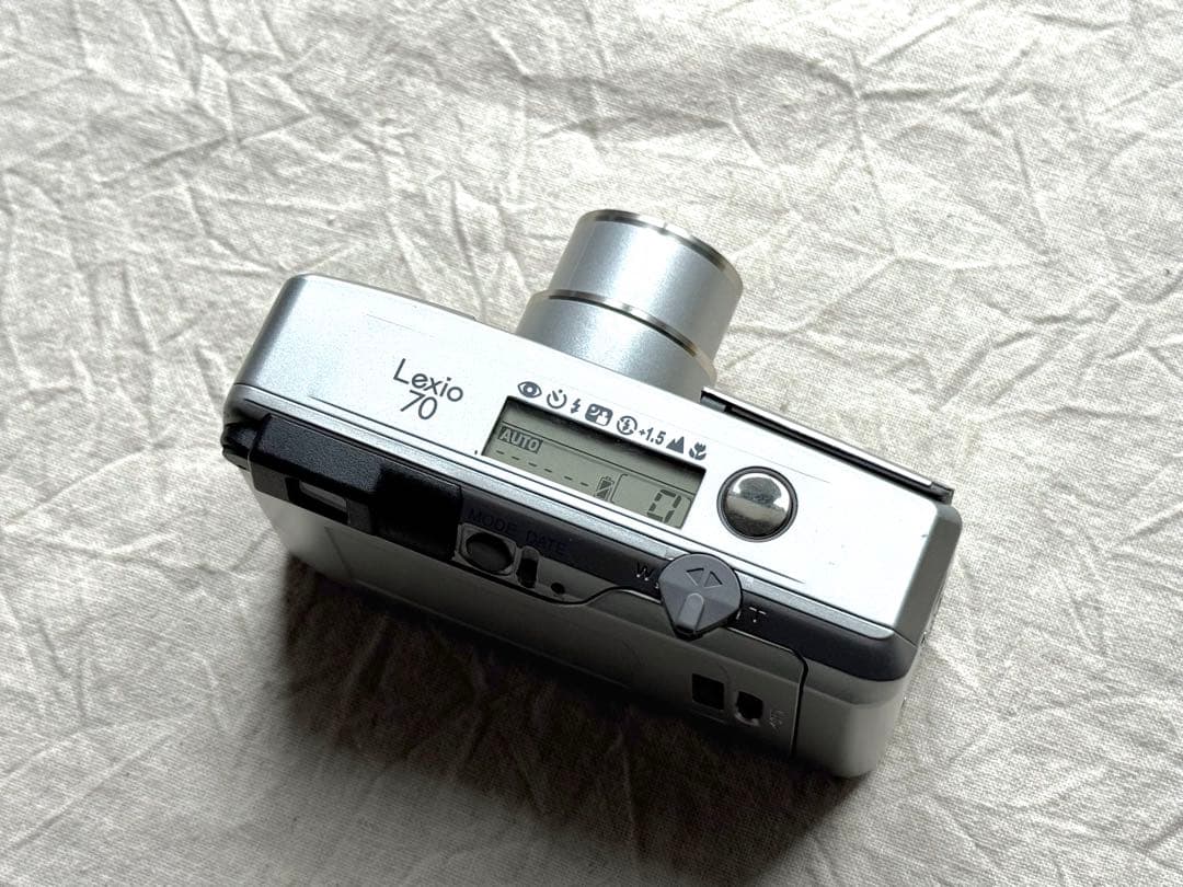 ⌘完動品！ 電池付き、作例あり！ Konica Lexio 70⌘
